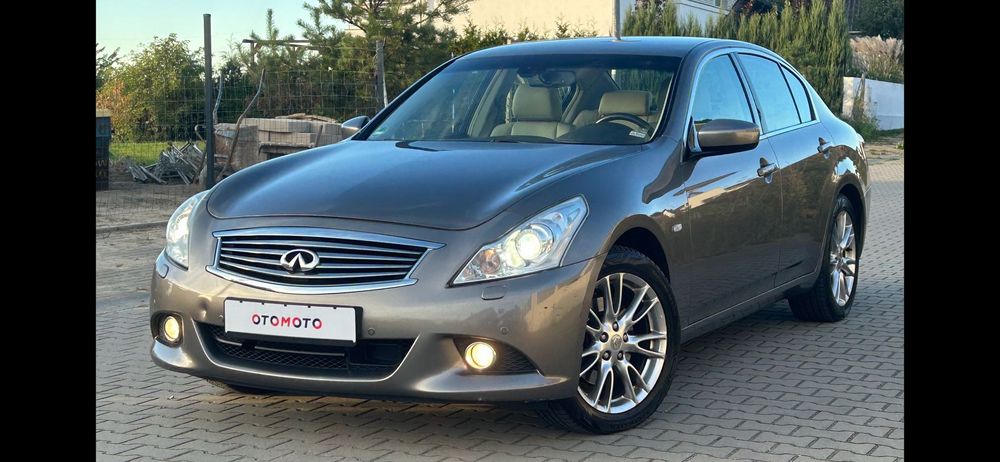 Infiniti G 3.7 V6 4x4 Automat Climatronik Navi Skóra Kamera Bose Europa