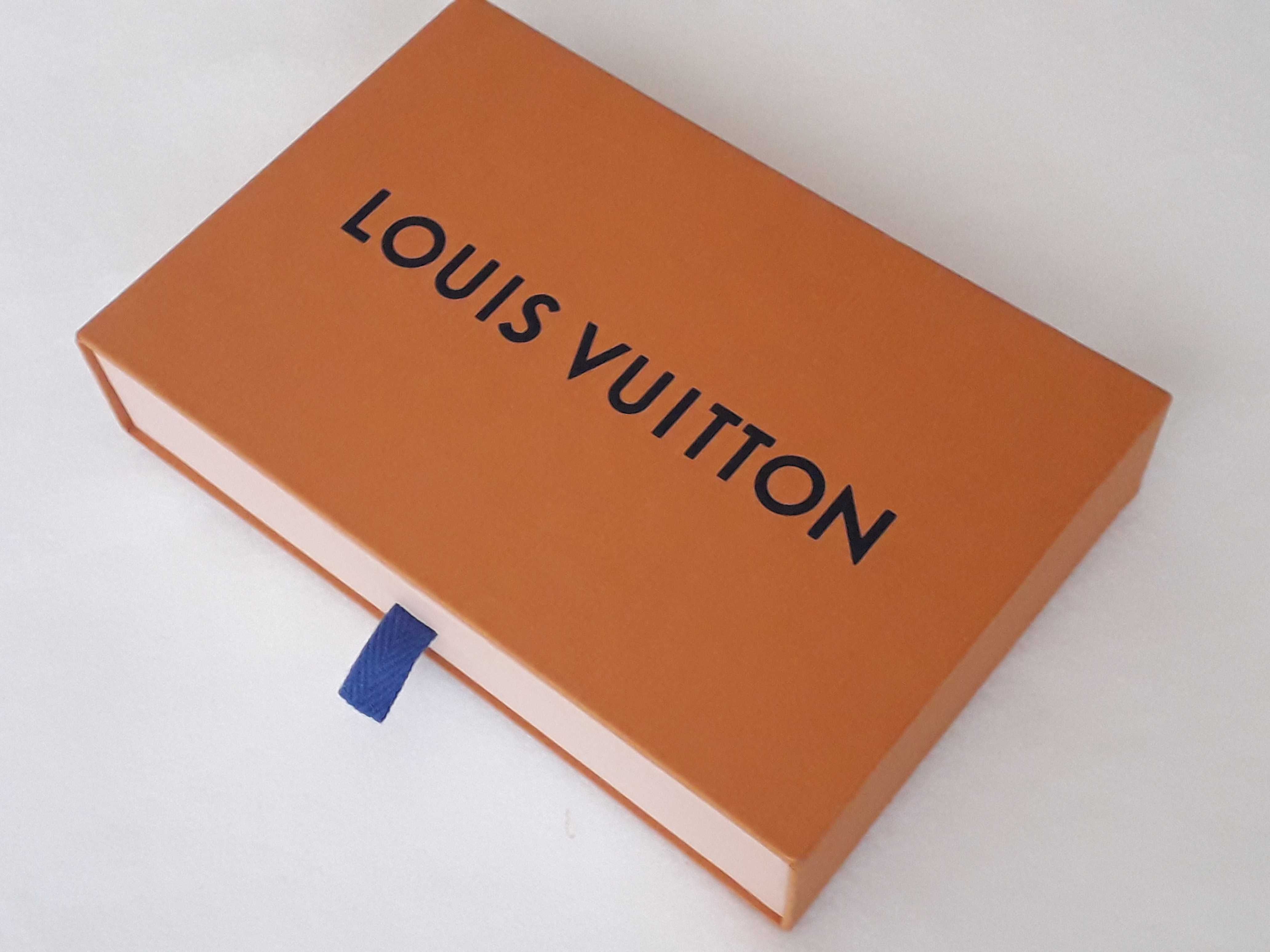 Caixa rigida ORIGINAL da Louis Vuitton