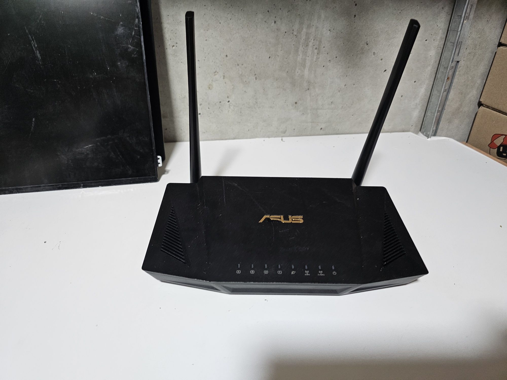 Бездротовий маршрутизатор роутер ASUS RT-AX56U WiFi 6 AIMESH MU-MIMO