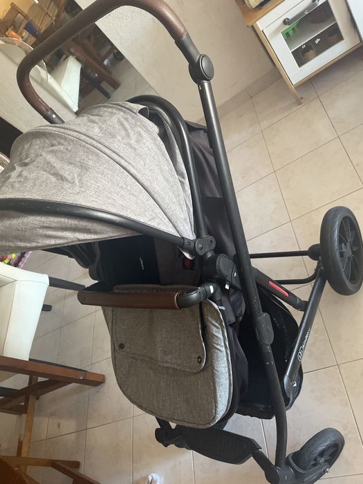 Carrinho de bebe trio