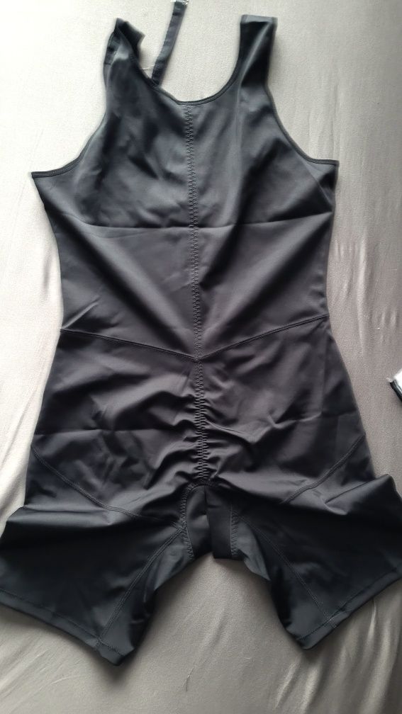 Body mocno modelujace sylwetkę 2xl