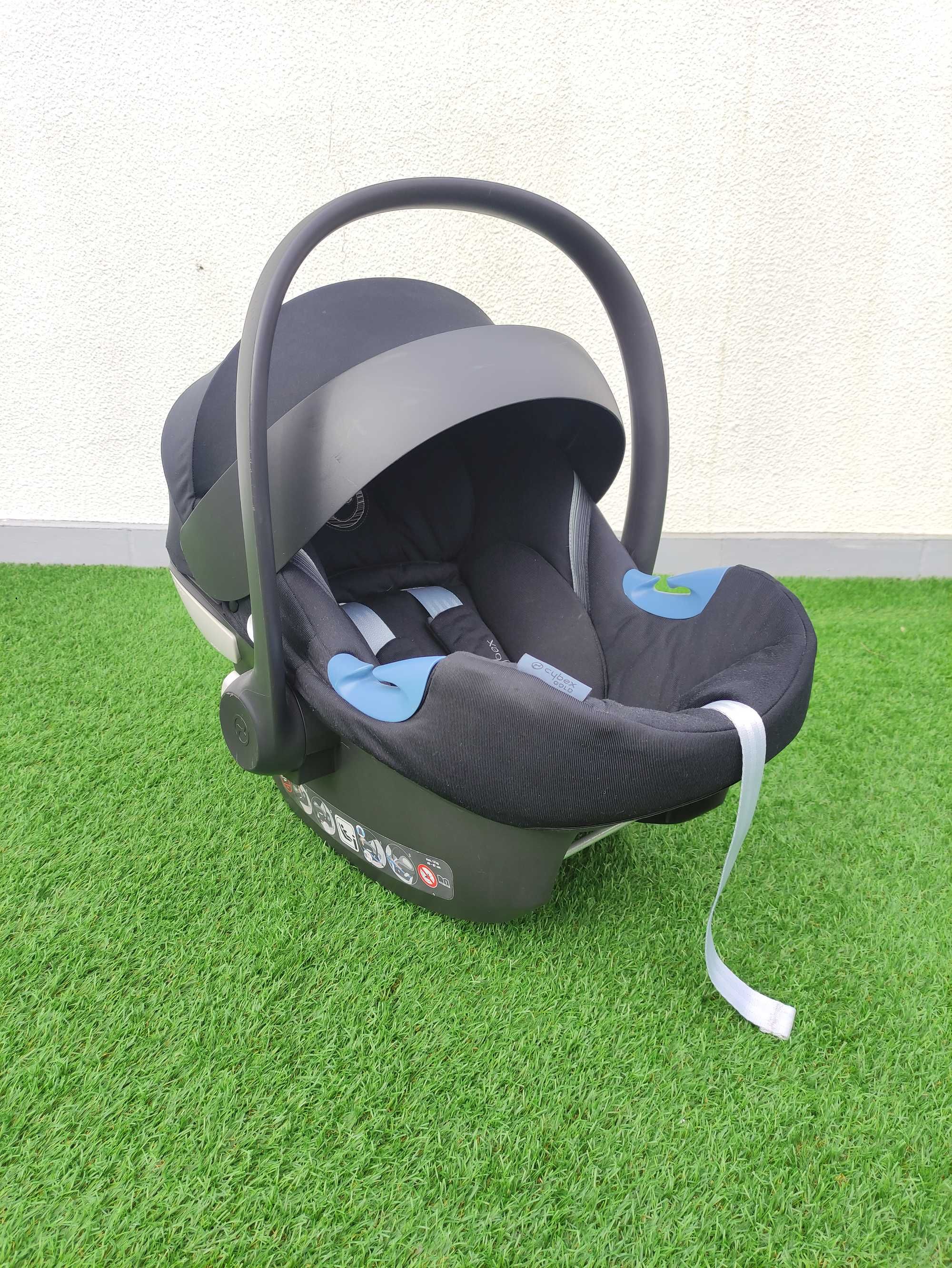 Cybex Melio carrinho ultraleve preto + Cybex Aton M I-Size Preto Ovo