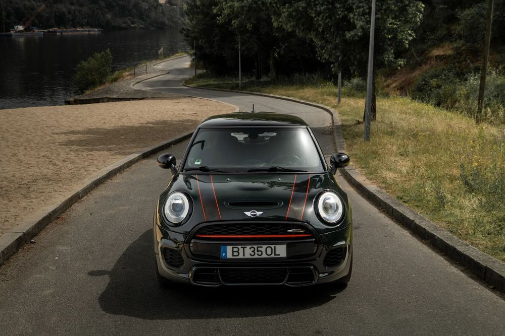 MINI 3 Portas John Cooper Works Auto Desportiva
