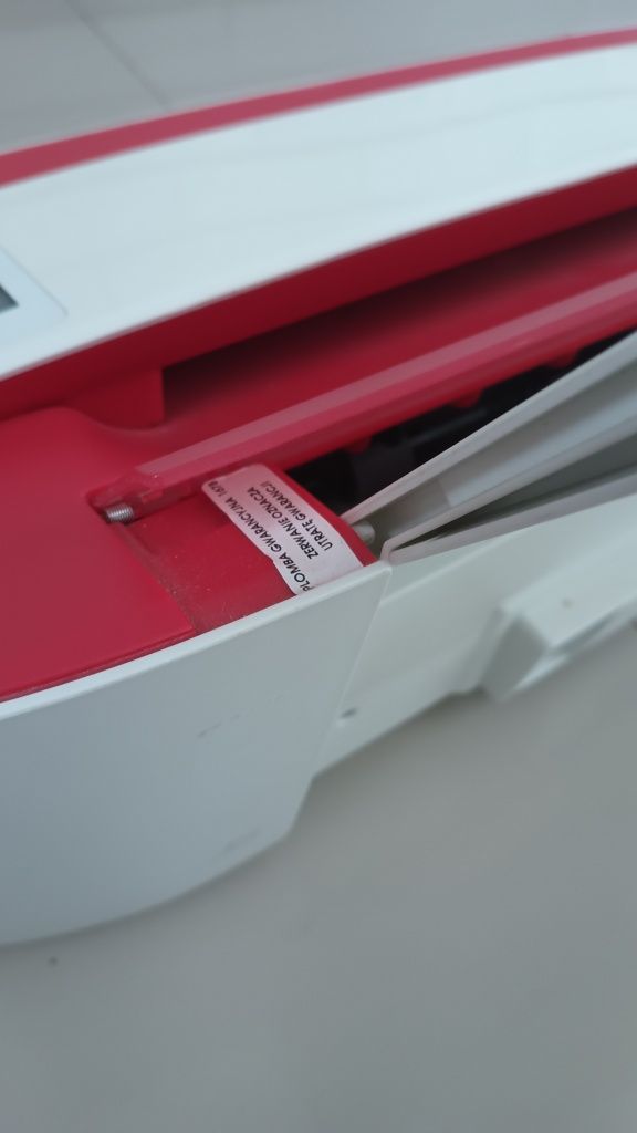 Drukarka wielofunkcyjna atramentowa (kolor) HP DeskJet Ink 3733 używan