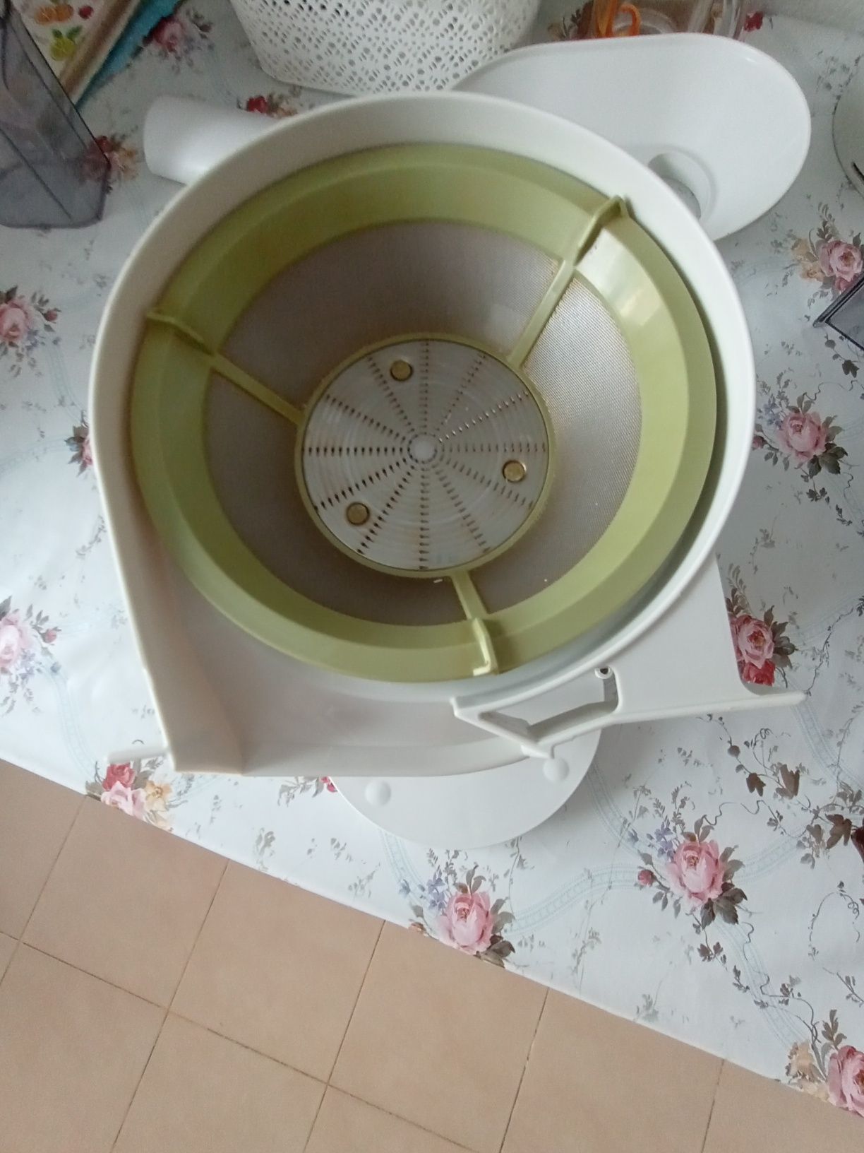 Продам соковыжималка BRAUN MP 80