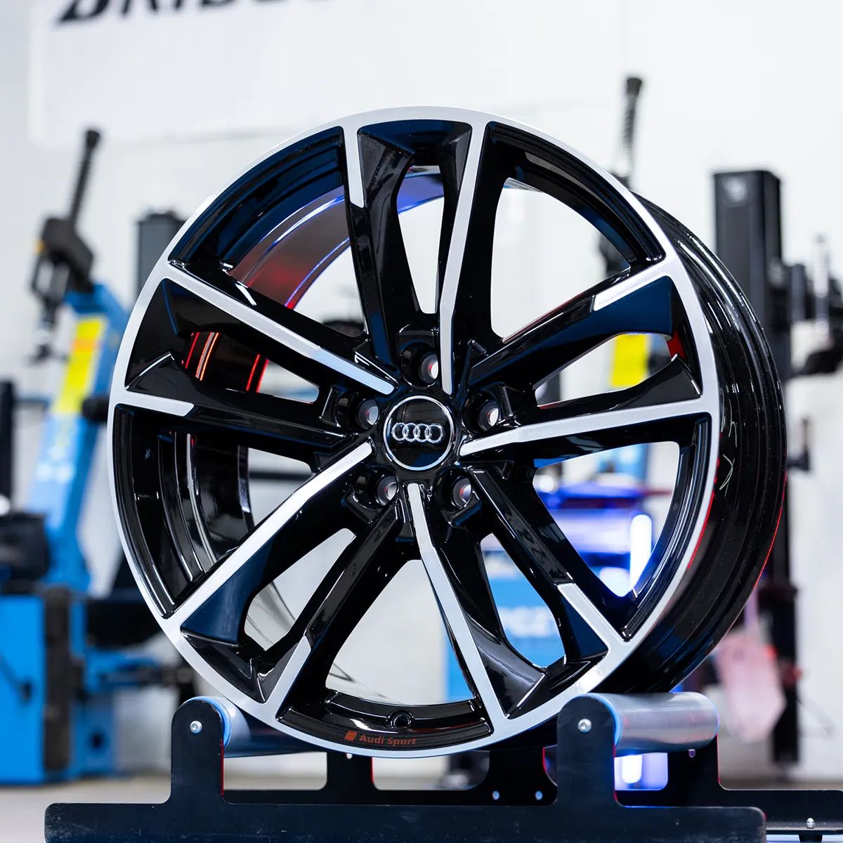ORYGINALNE Felgi aluminiowe Audi 19" S5 A5 A6 A7 A8 Q3 Q5 Q7