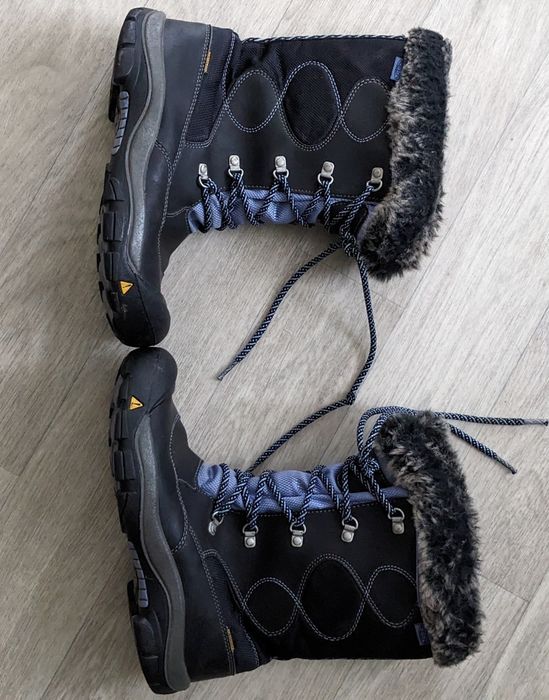 Чоботи Keen зимові (розмір 37)