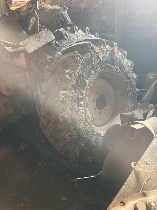 МТЗ 892 колесо, крило