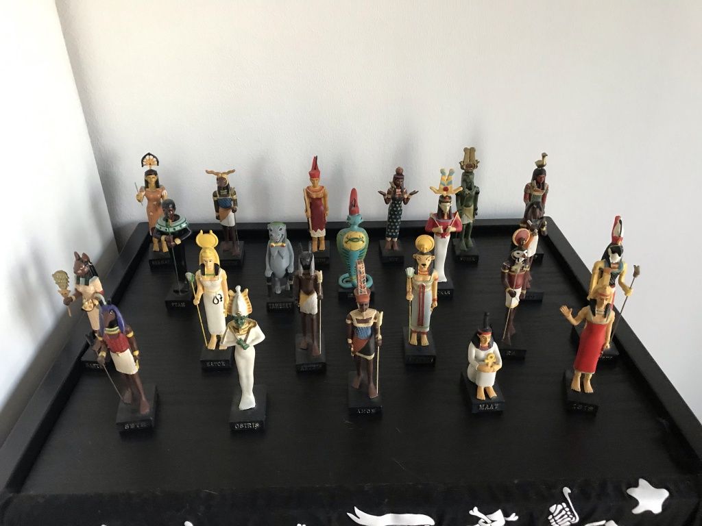 Coleção estatuetas Deuses do Egipto