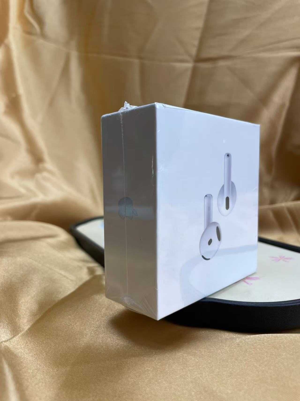 Słuchawki douszne APPLE AirPods 4 ANC