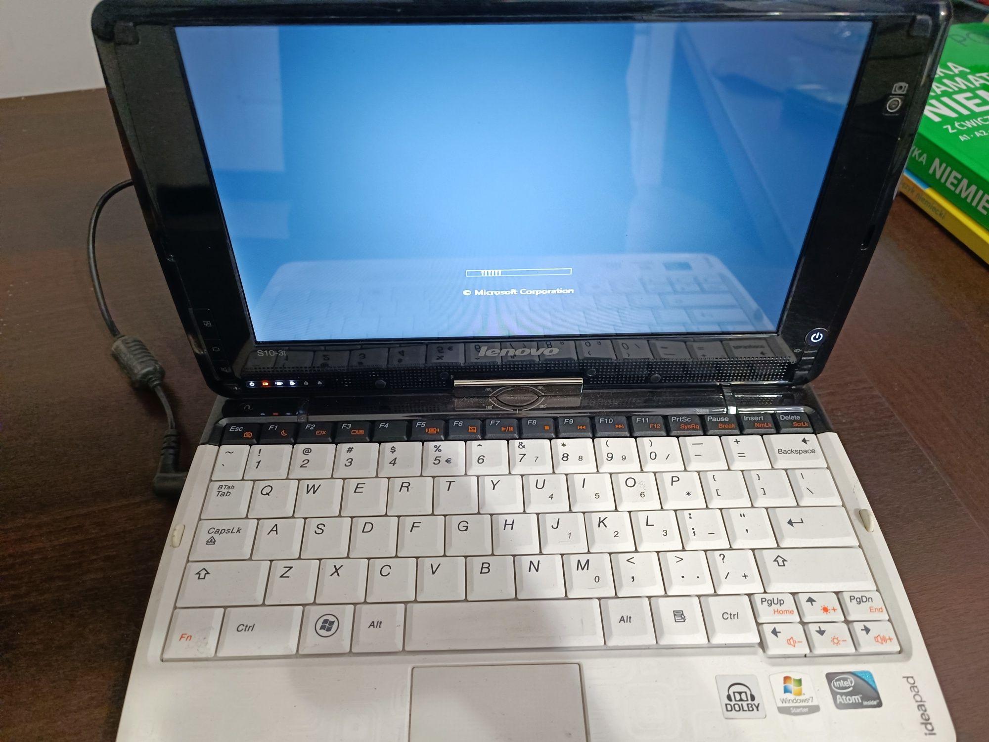 Laptop, tablet Lenovo S10-3t