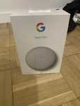 Głośnik Google Nest Mini 2. generacji.