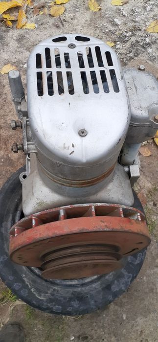 Продам новый компрессор у43102