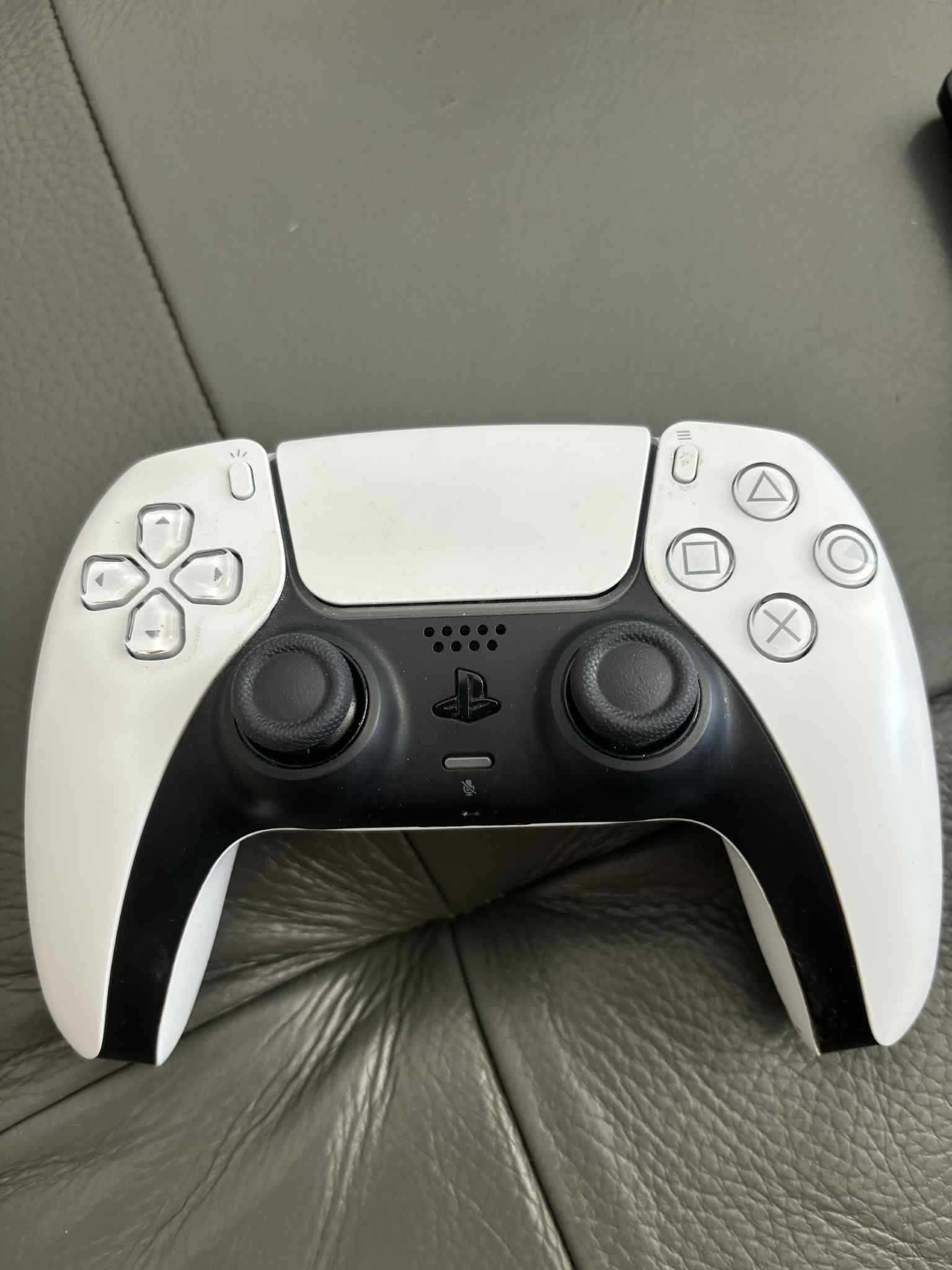 Playstation 5 1TB Standard C/ Comando e Garantia 1 Ano em Loja