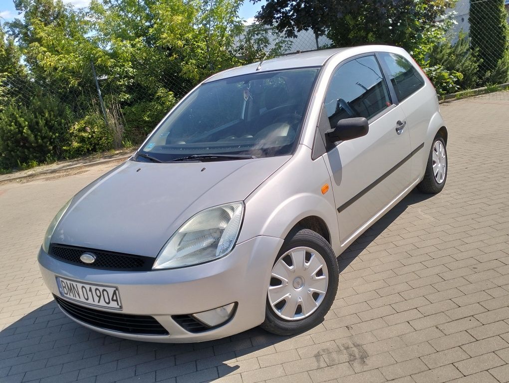Ford Fiesta 3D/2005r./Klima/Nowe BT/Małe spalanie