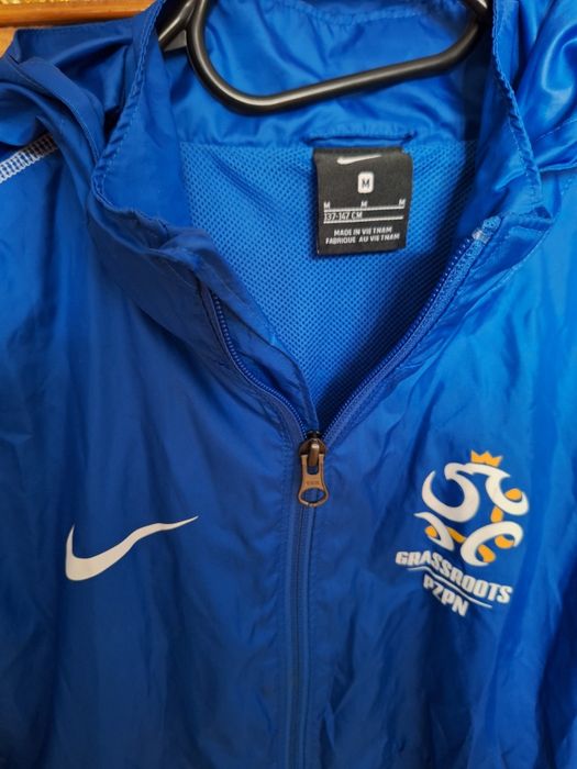 Kurtka Wiatrówka NIKE PZPN Akademia Młodych Orłów rozmiar 137-147