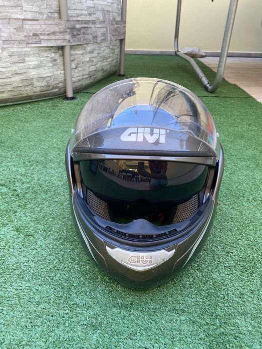 Capacete modular GIVI