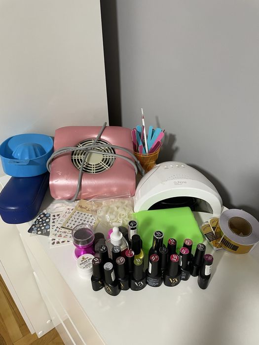 Все для манікюру лампа витяжка гель лаки