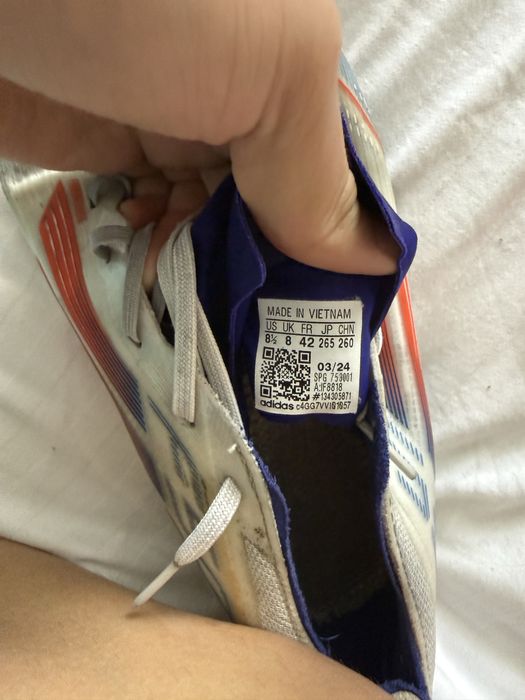 Продаю бутсы адидас f50 elit