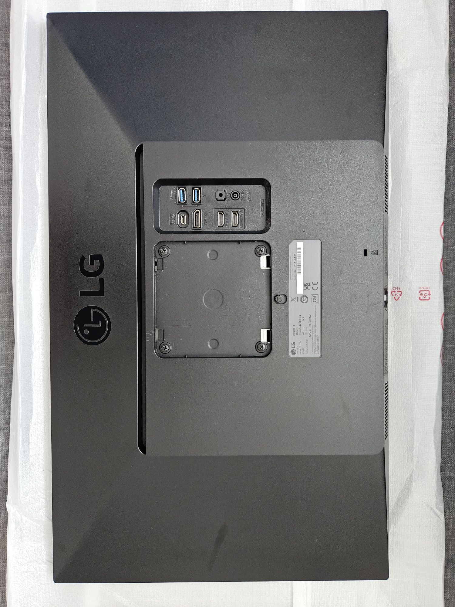 Monitor LG IPS 27 4K (27UN880)