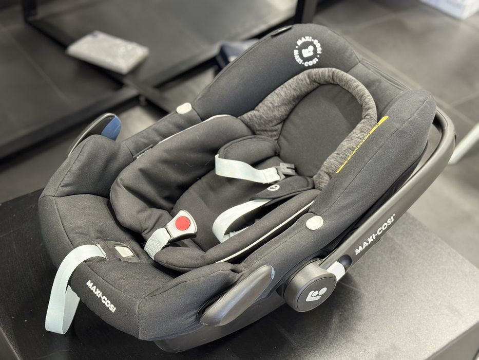 Автокрісло Maxi-Cosi Pebble Pro i-Size