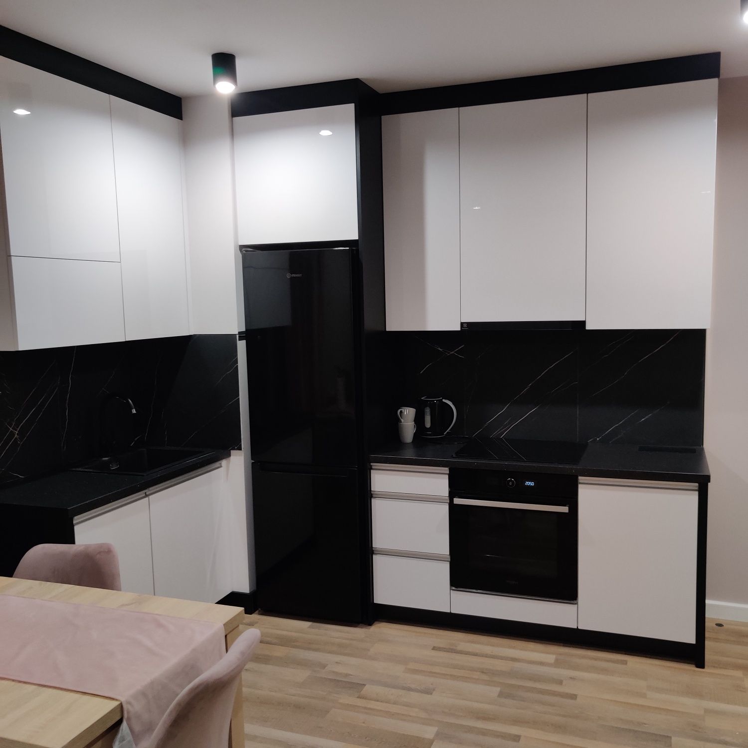 Noclegi Apartamenty hotele kwatery