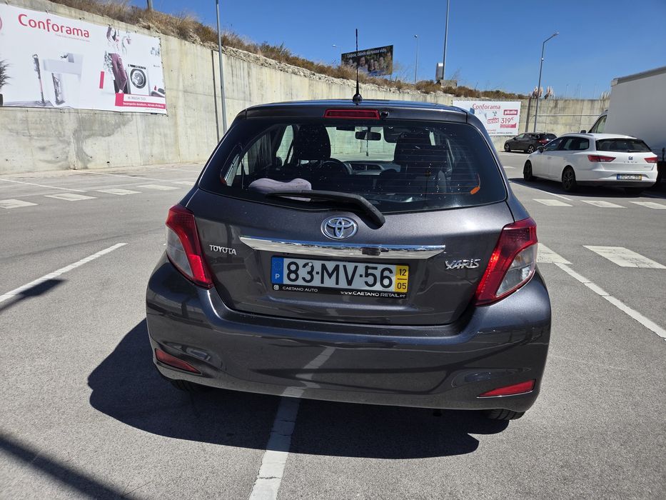 Toyota Yaris 2012 VVT-I 1.0