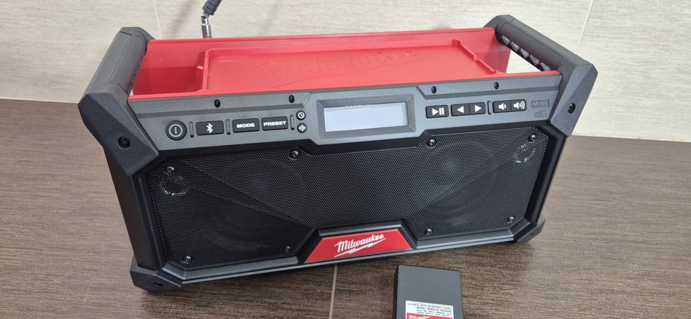 Milwaukee M18 RADDAB+G2 radio akumulatorowe