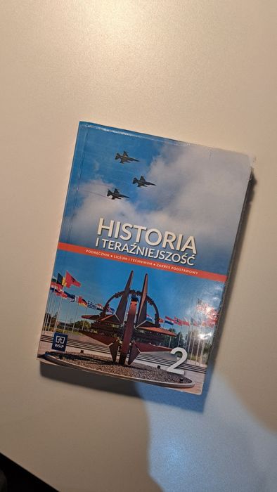 Historia i teraźniejszość 2