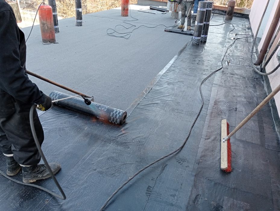 Ремонт крыш еврорубероидом  мягкая  и жёсткая кровля