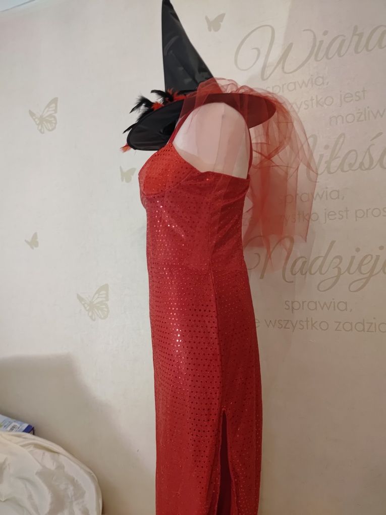 Piękny strój przebranie eleganckiej czarownicy czarodziejki rozmiar S