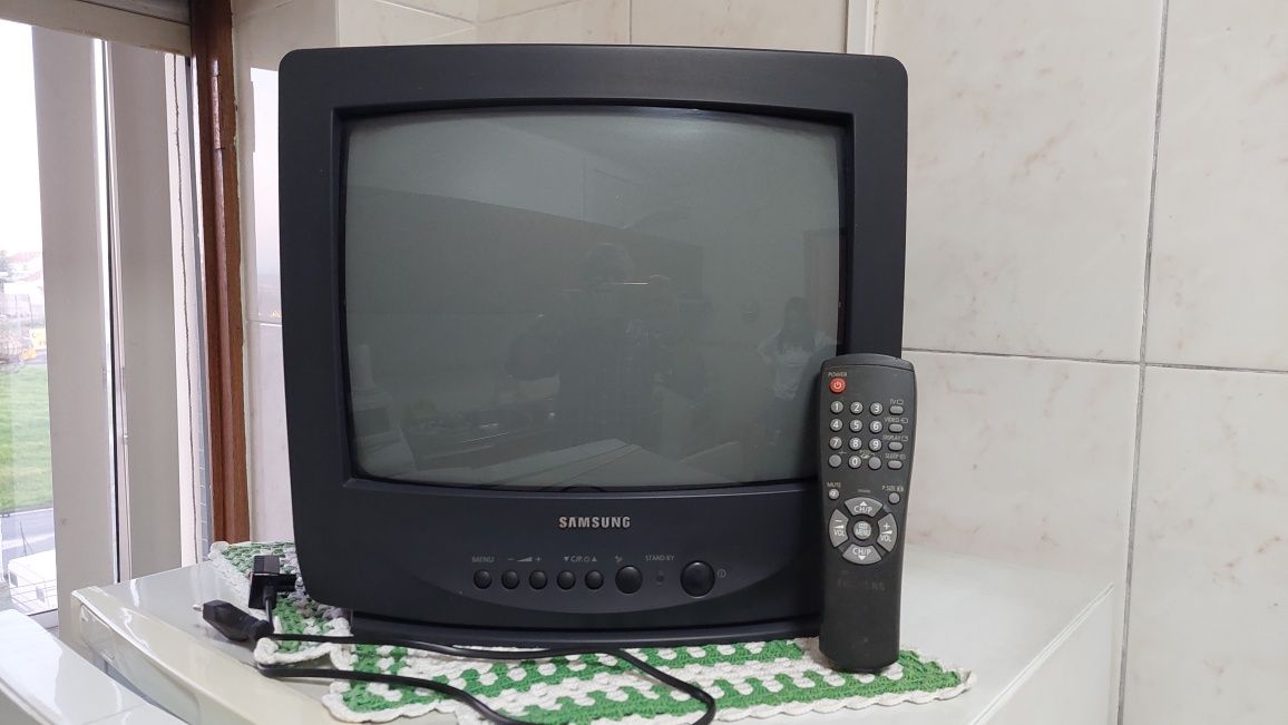 Vendo televisão em bom estado