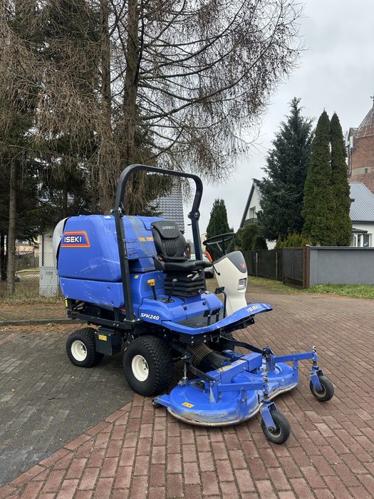 Traktorek, kosiarka ISEKI SFH 240, 4x4, górny wysyp