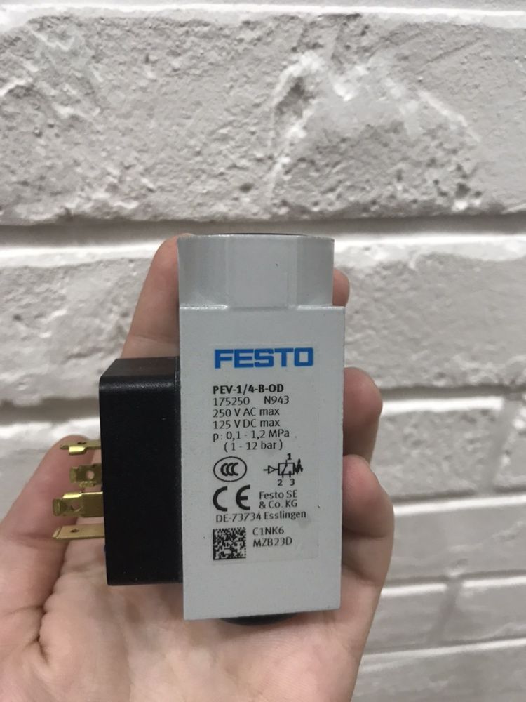 Реле датчика давления Festo PEV-1/4-B-OD