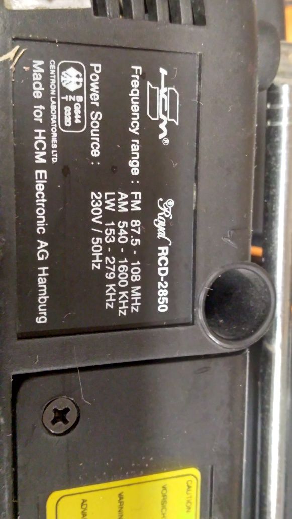 Radiomagnetofon HCM