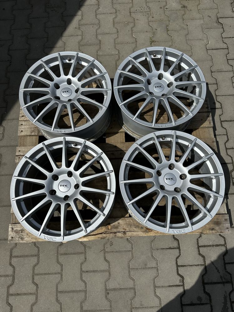 5x120 8jx18 et30 18” bmw f30 f31 e90 e91 komplet