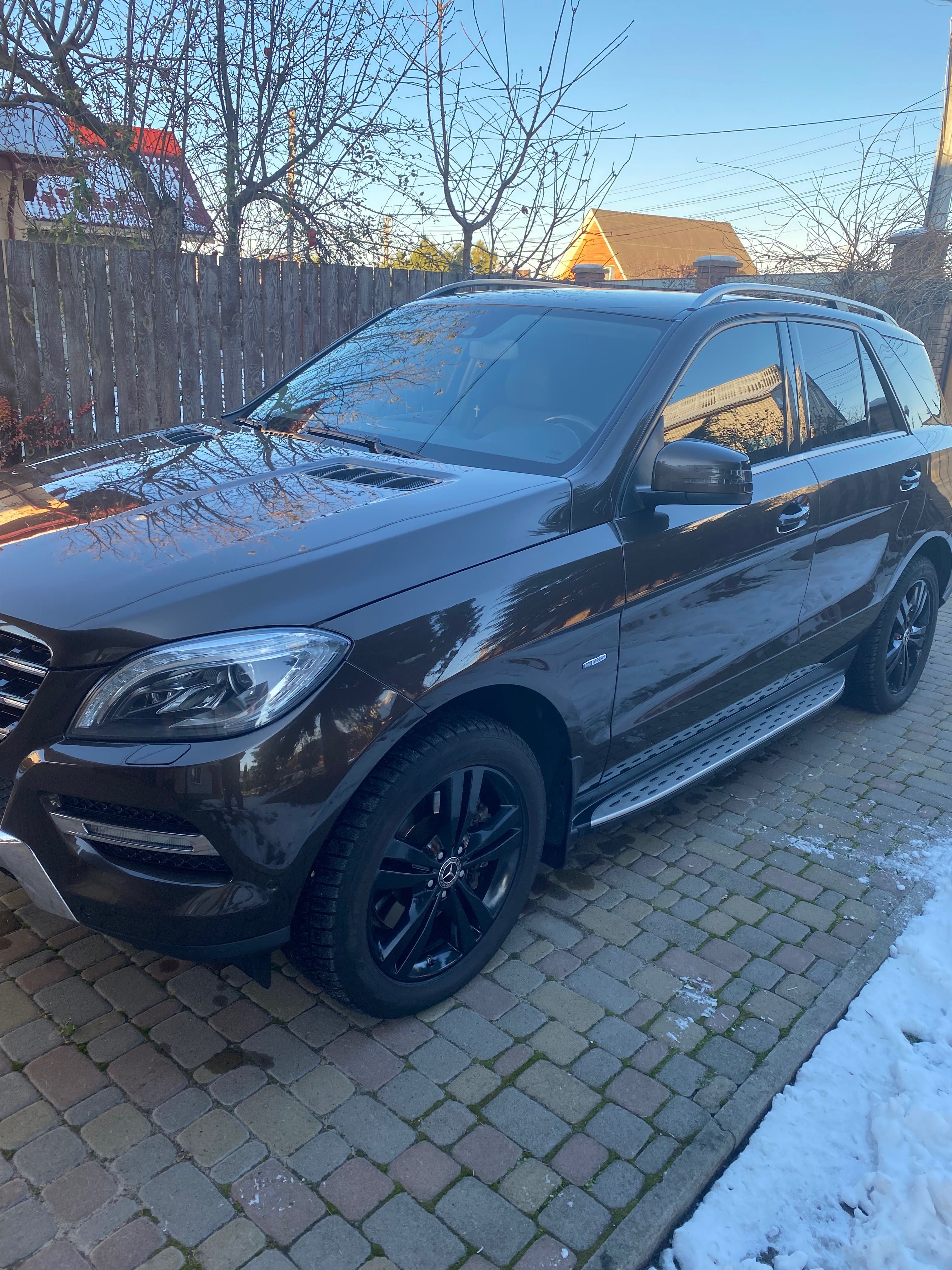 Меrecedes-Benz  ,ML-350 4 маtik  2012 р.