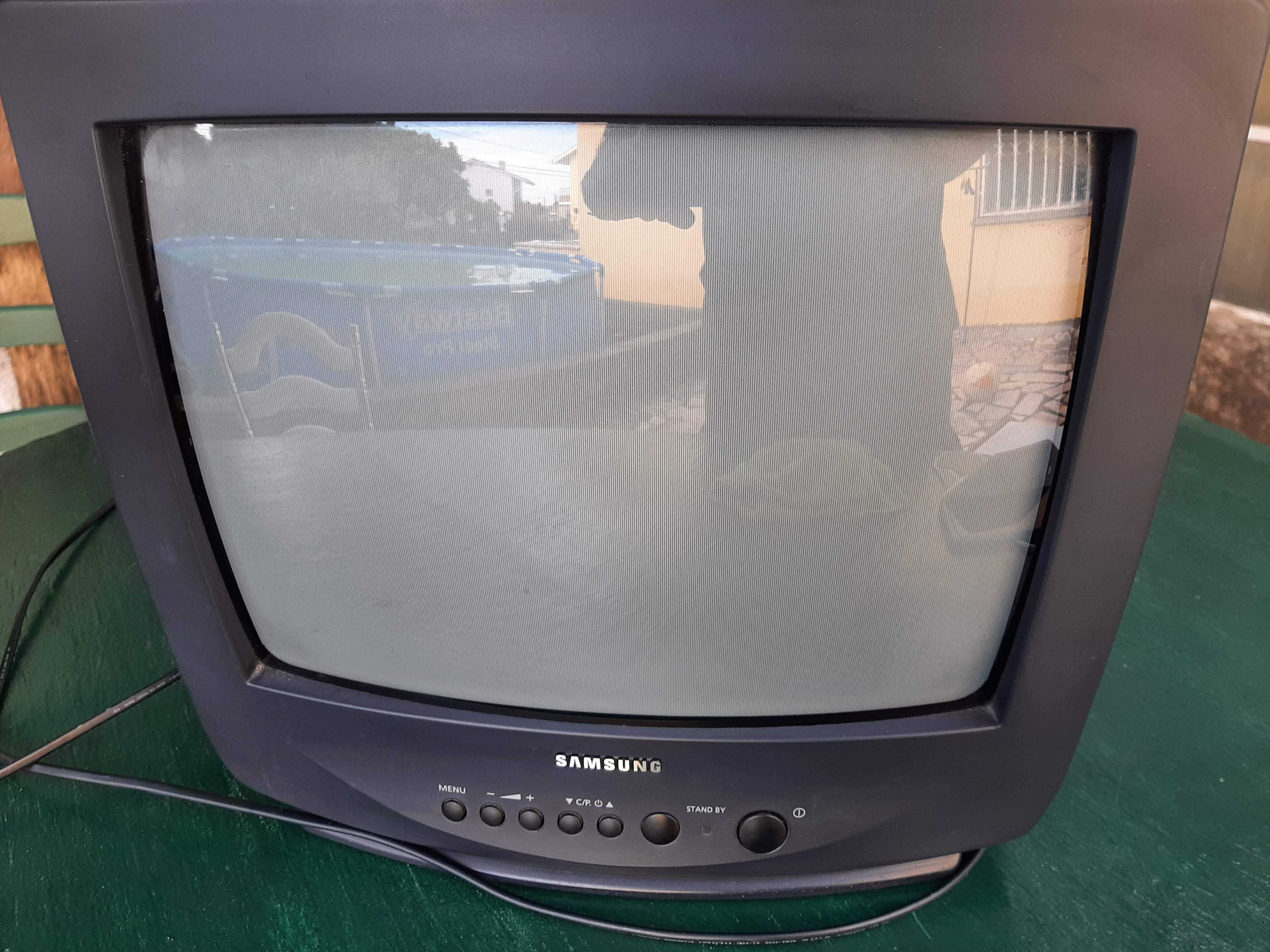 TV Samsung Cinzenta 14 polegadas CB-14F1Z