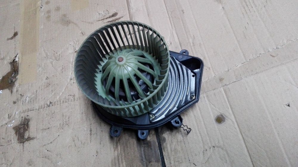 Wentylator nawiewu dmuchawa Passat B 5 FL 00-05 r