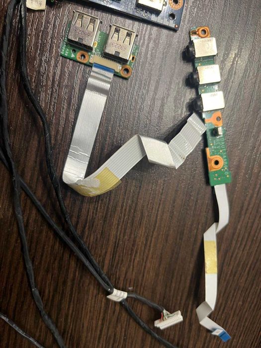 Шлейф живлення, аудіо та USB порти від HP DV7