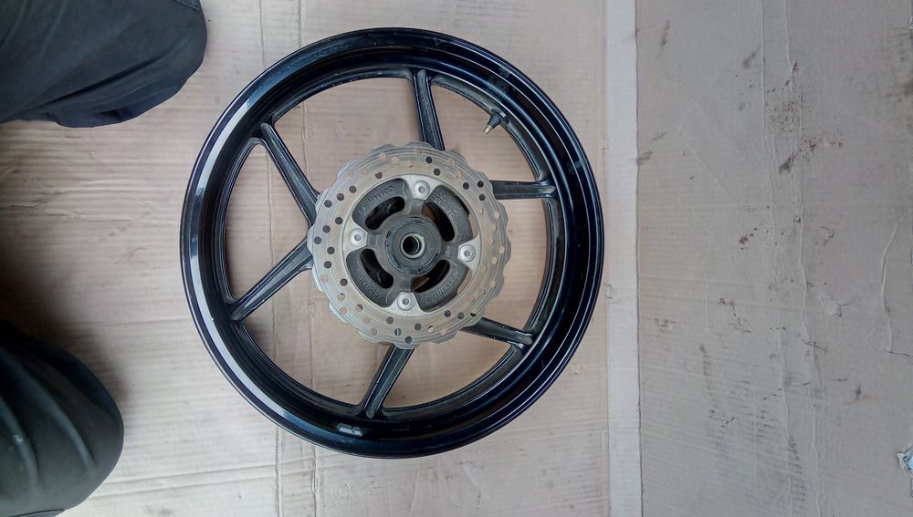 Tylne kolo felga kawasaki er6 er-6f tarcza czarna srebrna