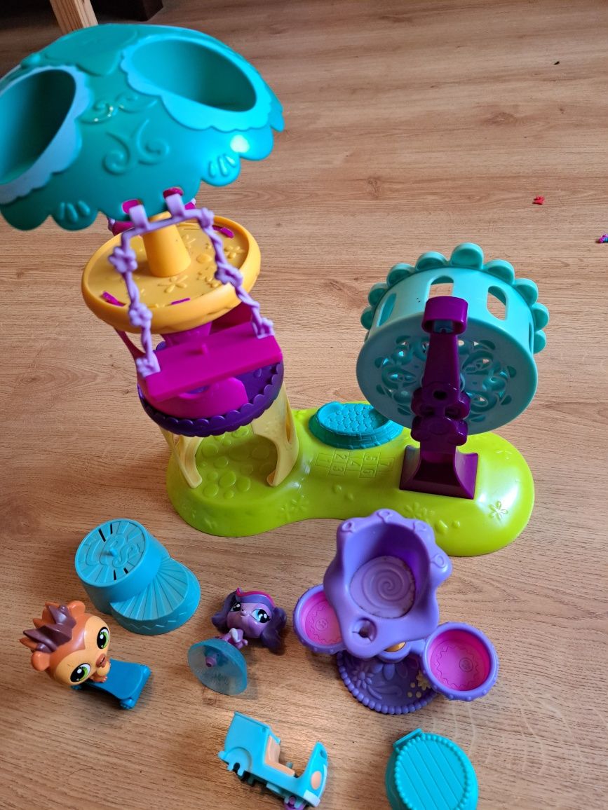 Littlest pet shop Domek z karuzelą lps