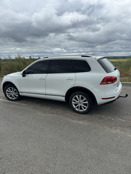 Volkswagen Touareg 3.0TDI Highline Official