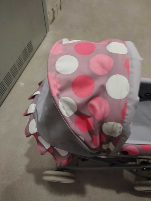 Wózek głęboki dla lalki, składany, stabilny, solidnie wykonany, uroczy