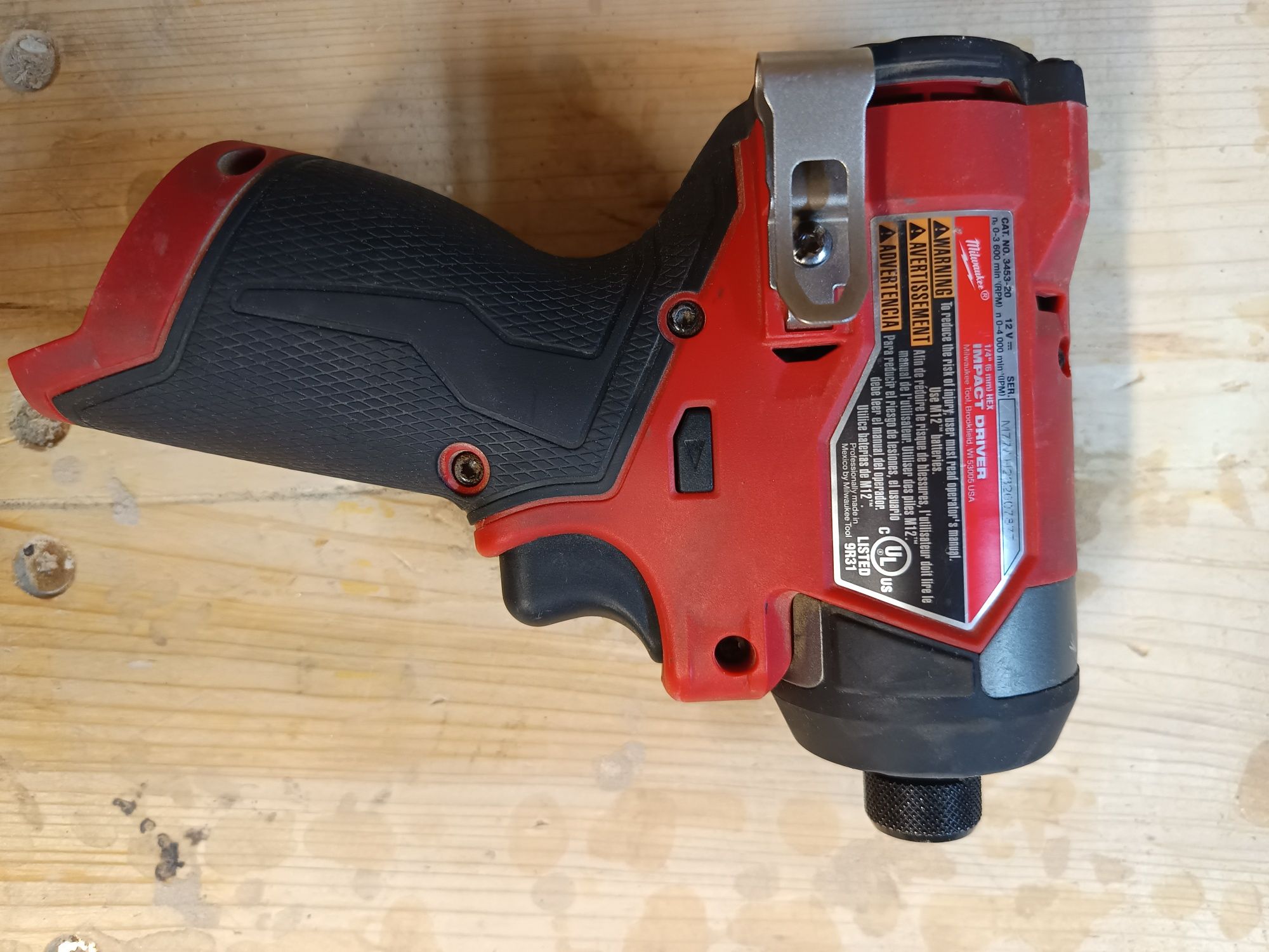Zakretarka Milwaukee m12 fid2 ładowarka