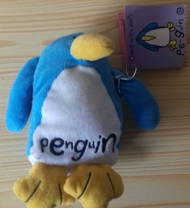 Peluche "Penguin" NOVO com etiqueta