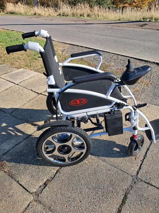 Elektryczny wózek inwalidzki