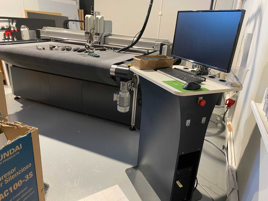 Maquina/Mesa corte multifunções, CNC, LYIU - PLATINUM Q-CUT 2516