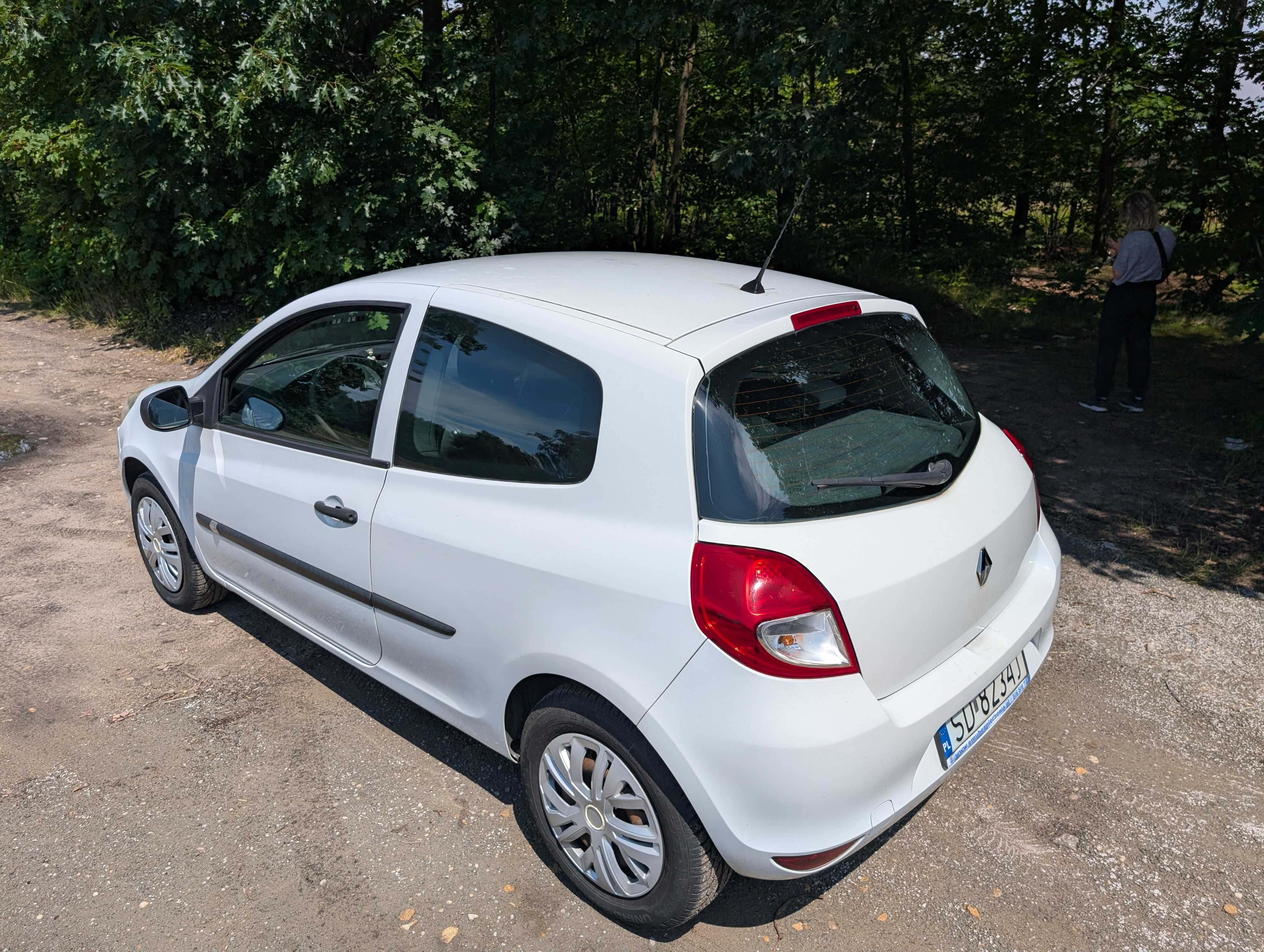 Renault Clio 2010 rok 1.2 16V