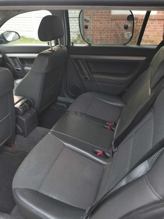 OPEL Vectra 1,9 CDTI 150km wersja OPC